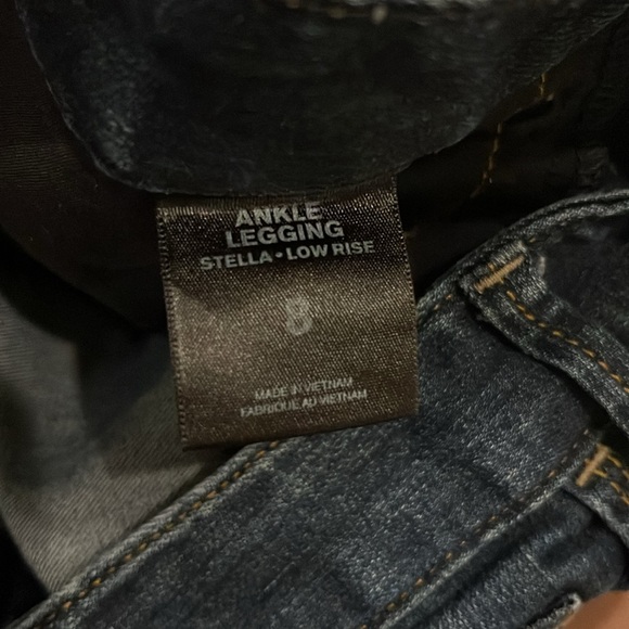 Women’s Express Low Rise Jeans 8R - Picture 8 of 8